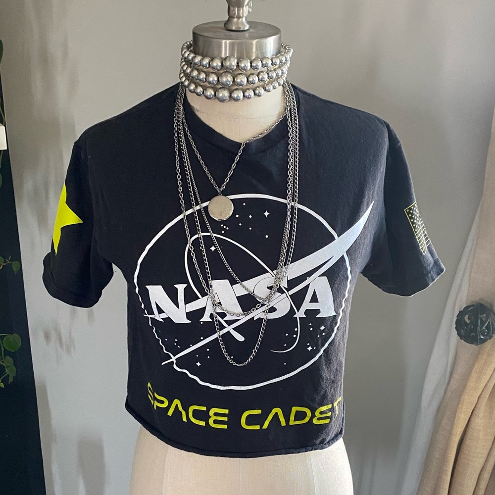 Vintage nasa cropped tee size medium